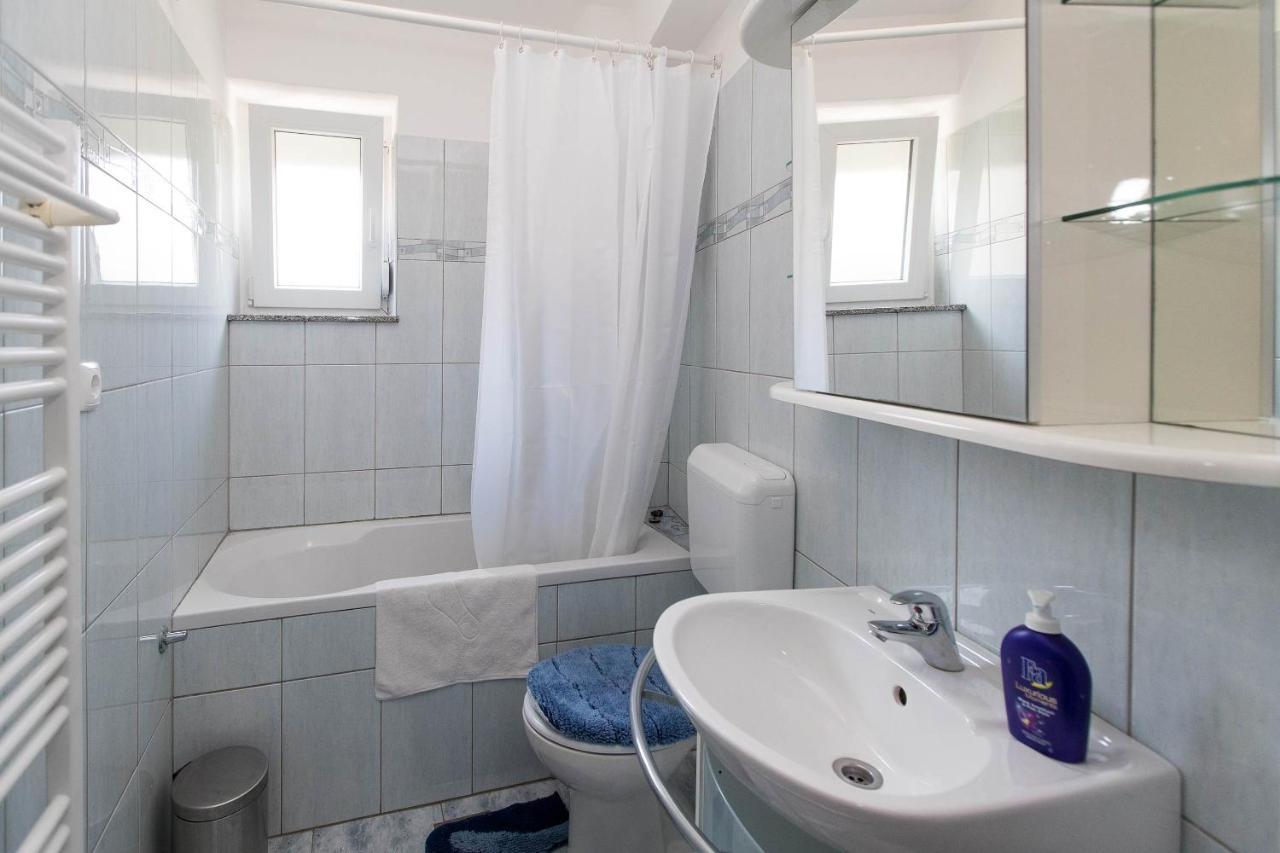Apartmani Vera Crikvenica Εξωτερικό φωτογραφία
